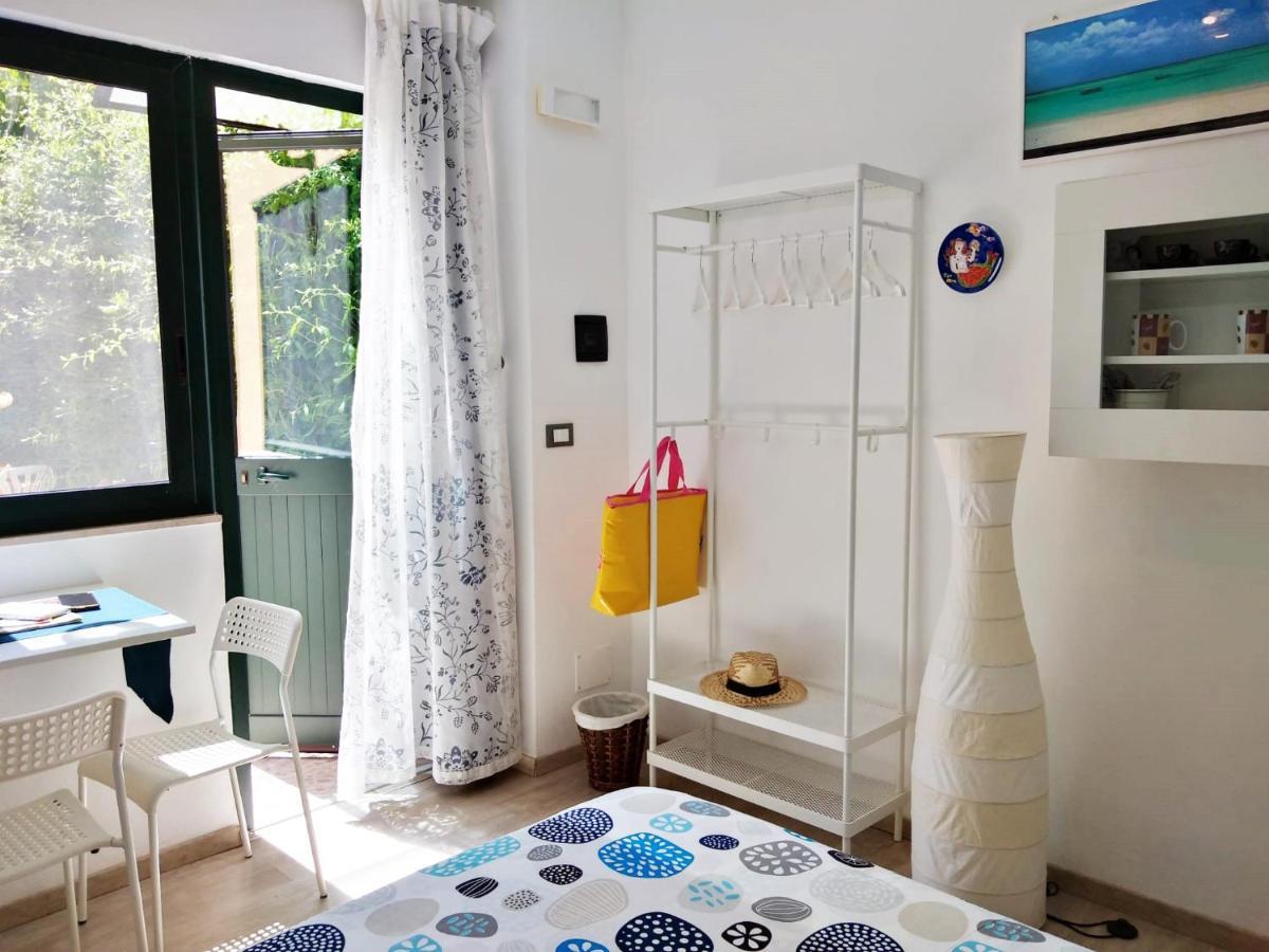 Il Giardino Di Laura Private Rooms Mondello Zewnętrze zdjęcie